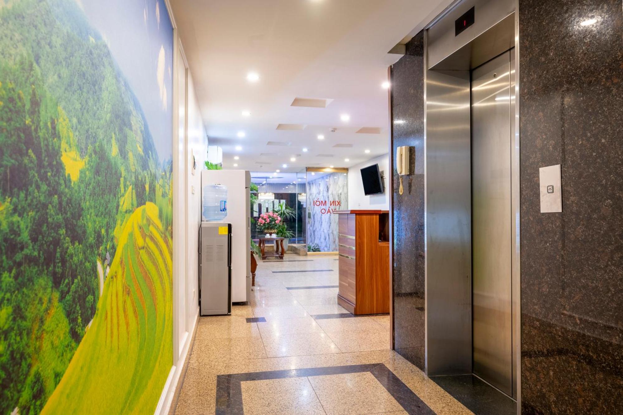 Clover Hanoi Hotel Exterior photo